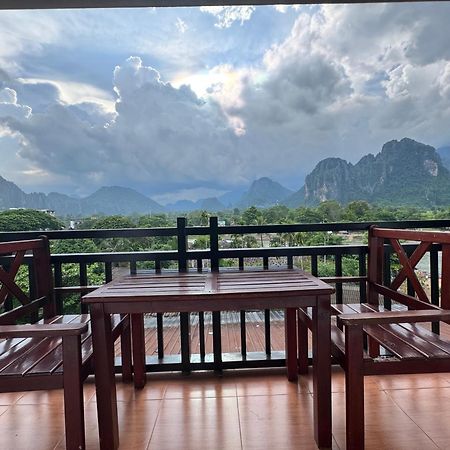 Vang Vieng Backpackers Hostel Buitenkant foto