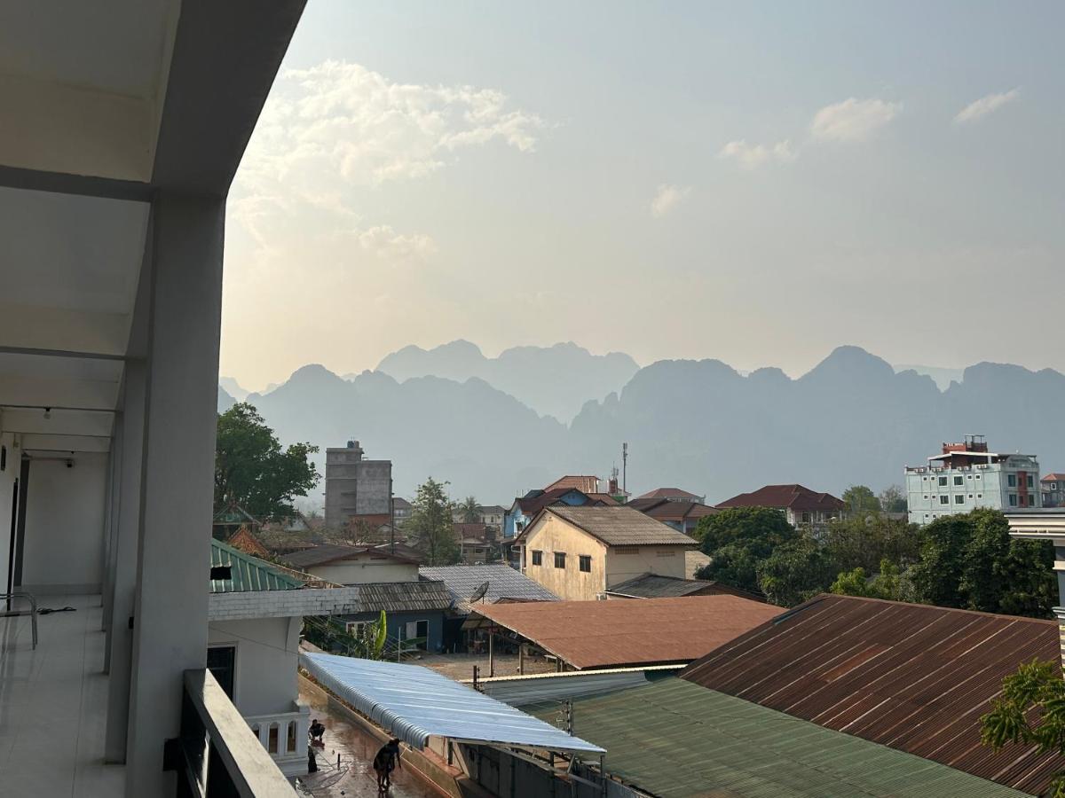 Vang Vieng Backpackers Hostel Buitenkant foto