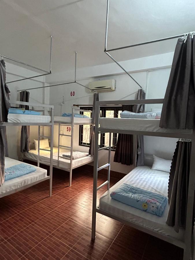 Vang Vieng Backpackers Hostel Buitenkant foto