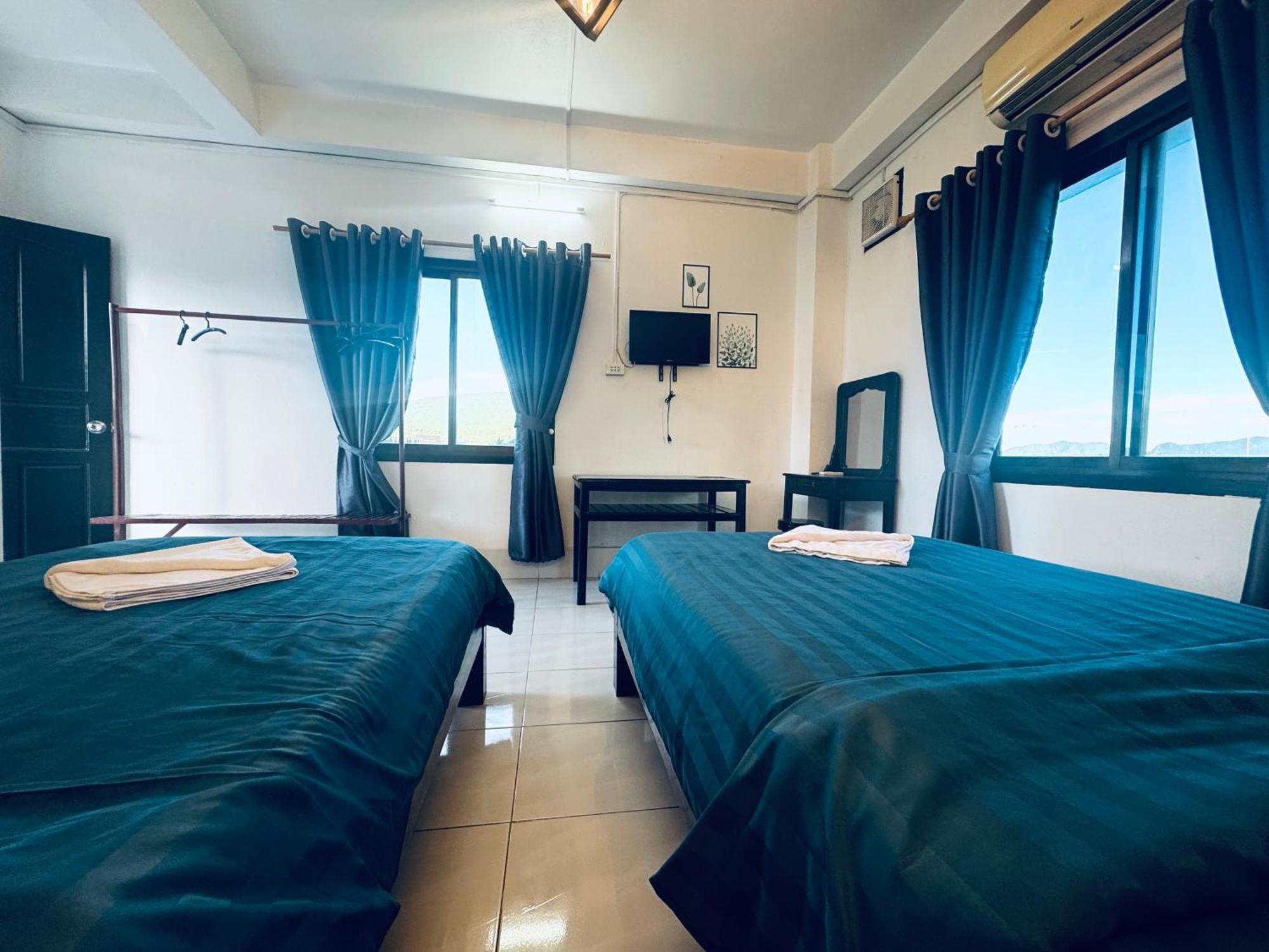 Vang Vieng Backpackers Hostel Buitenkant foto